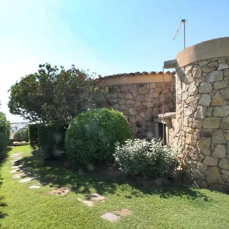 Golfo Arnaci Sleeps 8 Air Con Golfo Aranci