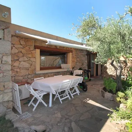 Feriehus Golfo Arnaci Sleeps 8 Air Con Golfo Aranci