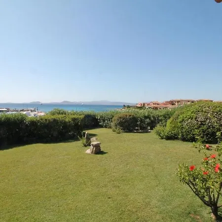 Golfo Arnaci Sleeps 8 Air Con * Golfo Aranci