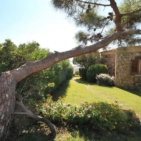 Golfo Arnaci Sleeps 8 Air Con *