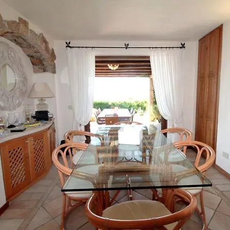 Feriehus Golfo Arnaci Sleeps 8 Air Con *